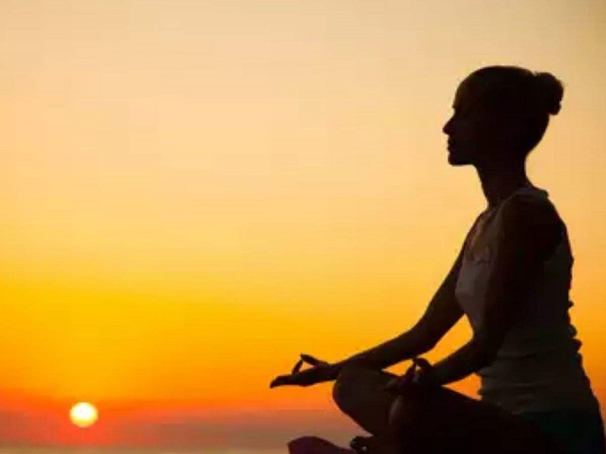 Can Meditation Attract Positive Energy